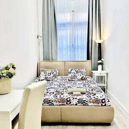 L3 Centre Stylish Flat Ac Apartament *